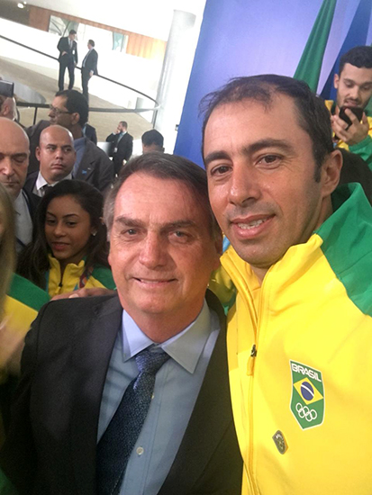 bolsonaro leandro1608 550