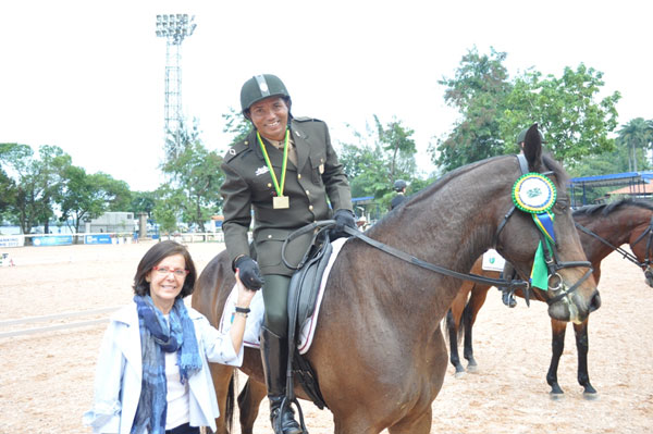 claudiasantana militar