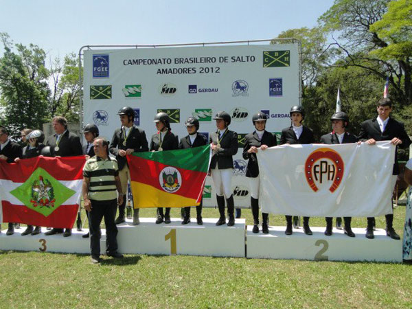 equipes podio120 600