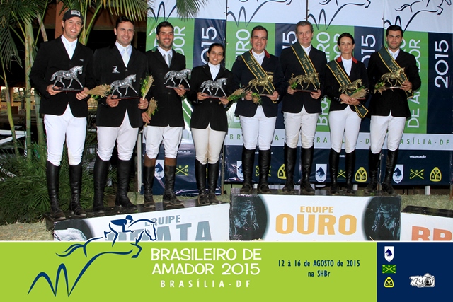 AMADOR TOP 1
