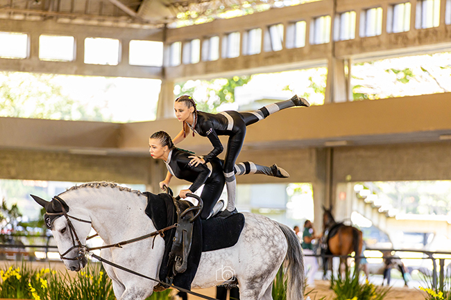 CATHARINA E SOPHIA HERNANDEZ1805