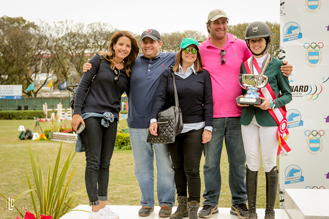 juliana podio arg650
