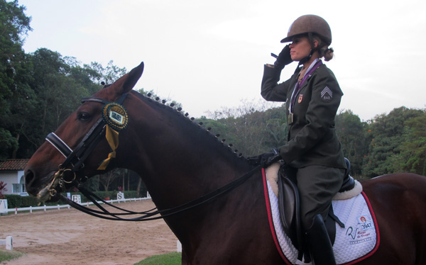 luiza 600