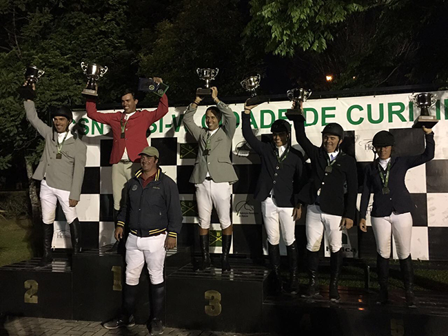 podio classico curitiba650