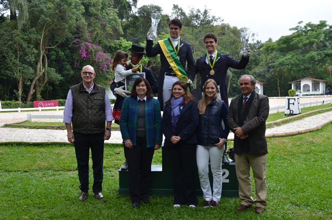 podioseniortop650
