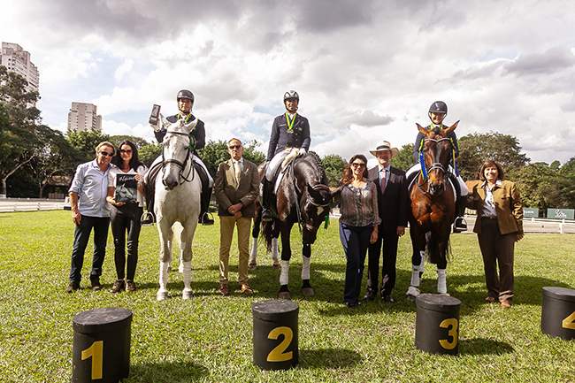 premiacao grandprix2804 650