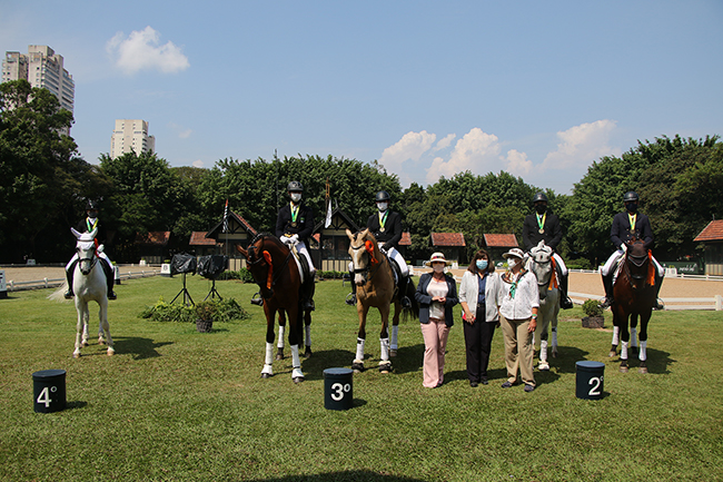 premiacao stgeorges2711